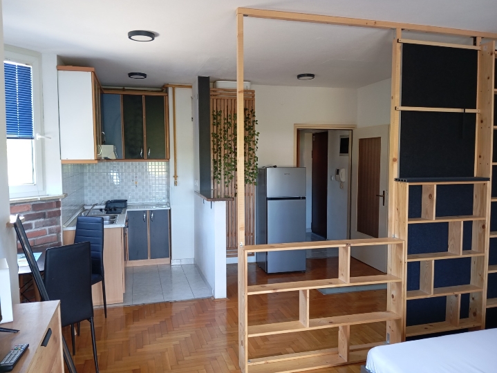Prodaja studio apartman Pula, Veruda
