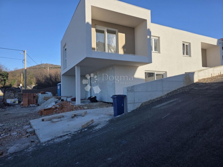 Hreljin, novogradnja stan 2S+DB