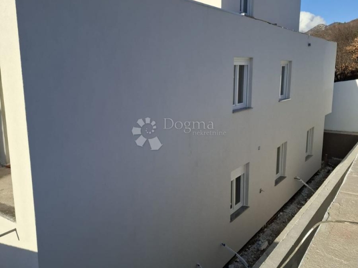 Hreljin, novogradnja stan 2S+DB