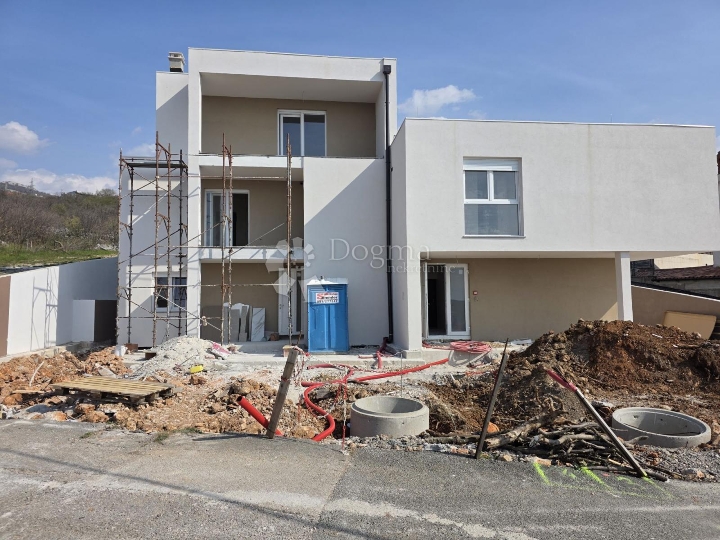 Hreljin, novogradnja stan 2S+DB