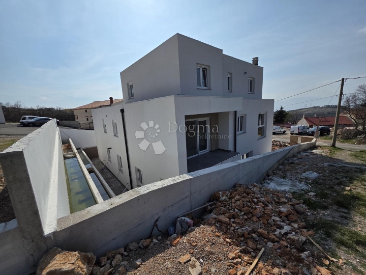 Hreljin, novogradnja stan 2S+DB