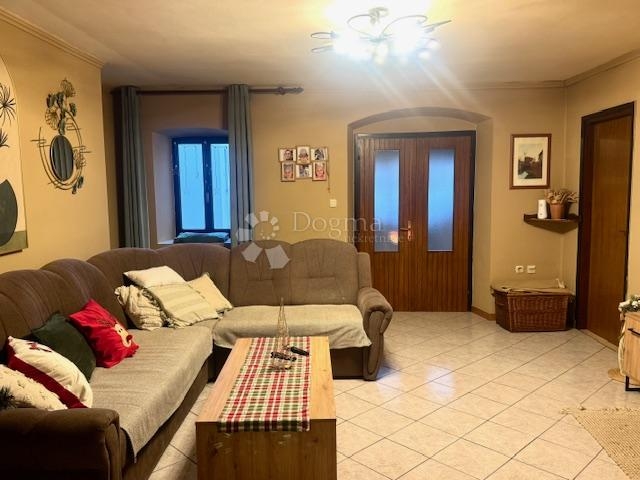 Šapjane-samostojeća prizemnica