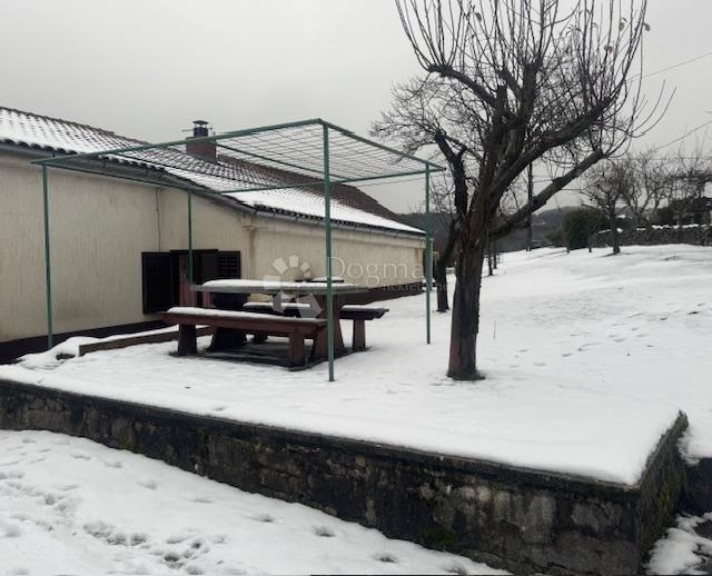 Šapjane-samostojeća prizemnica