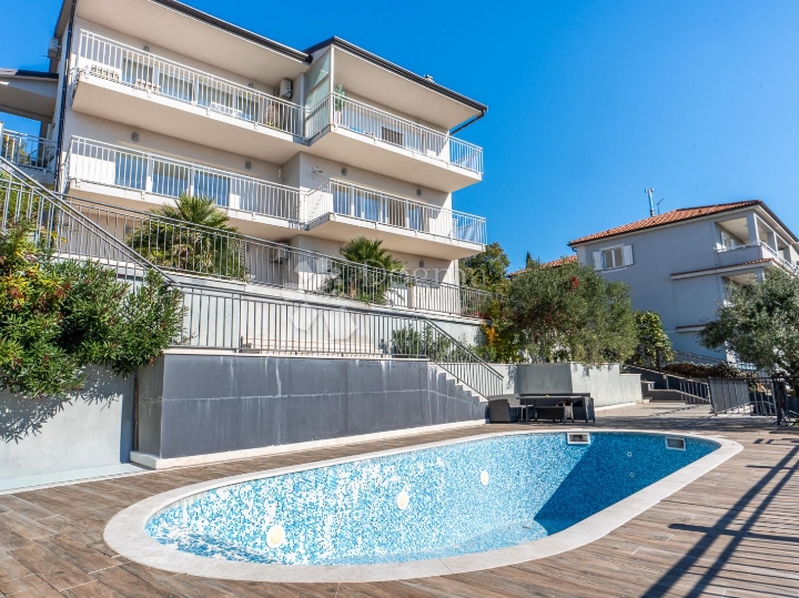 Ekskluzivno u Dogmi - najam stana s magičnim pogledom