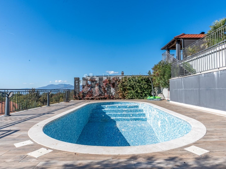 Ekskluzivno u Dogmi - najam stana s magičnim pogledom