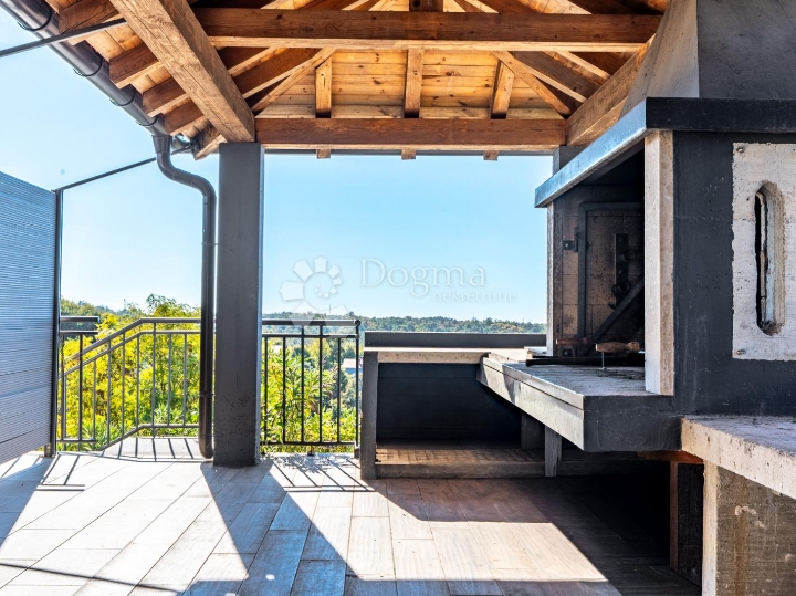 Ekskluzivno u Dogmi - najam stana s magičnim pogledom