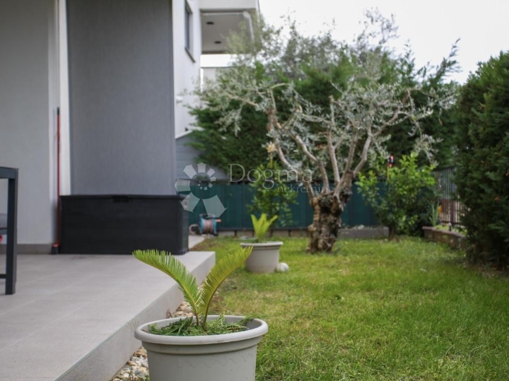 Predivan stan za najam - Kostrena