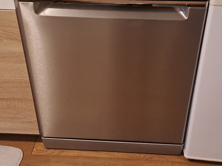 Samostojeća perilica