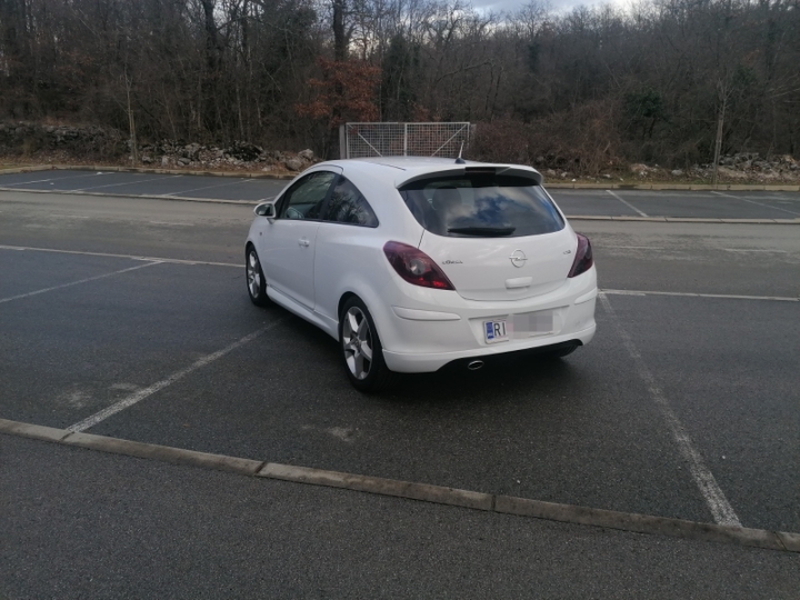 Opel Corsa GSI 1.6 Turbo