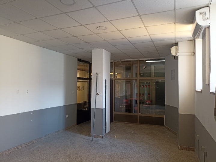 Turnić - poslovni prostor 33 m2