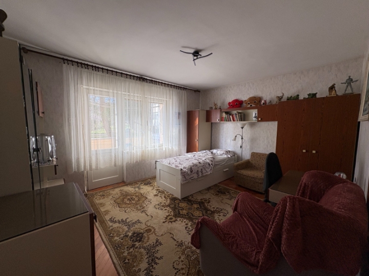 Iznajmljujem stan D.Vežica, 2S+DB, 50m2