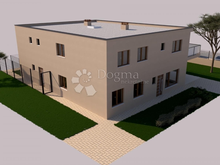 Poreč - luksuzan 2S stan na 1. katu, 2 km od mora!