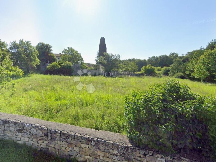 Zemljište s građevinskom dozvolom u Svetvinčentu