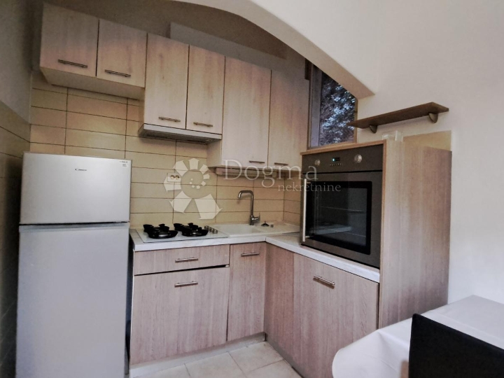 Kostrena, 2Skl. stan, 54 m2