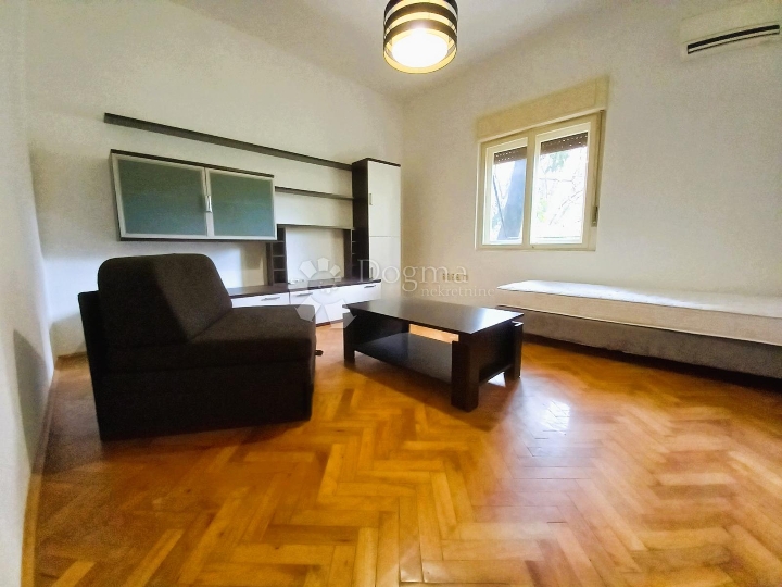 Kostrena, 2Skl. stan, 54 m2