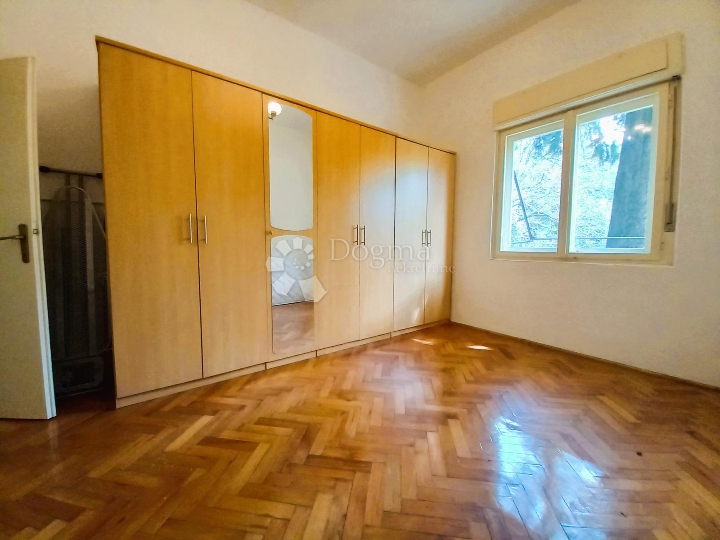 Kostrena, 2Skl. stan, 54 m2