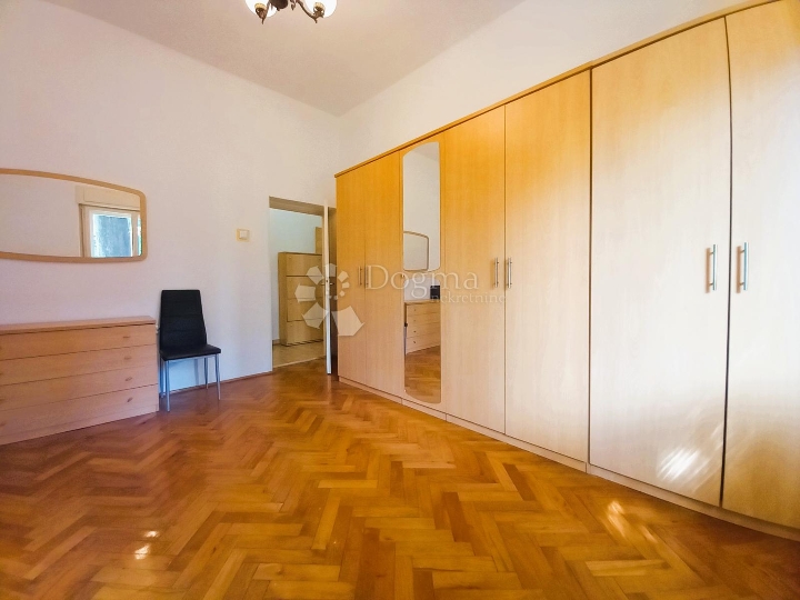 Kostrena, 2Skl. stan, 54 m2