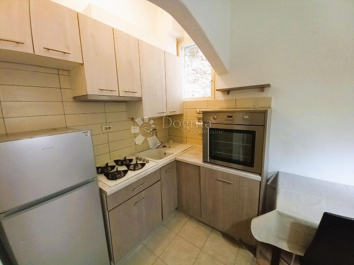 Kostrena, 2Skl. stan, 54 m2