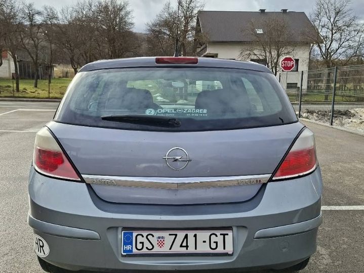 Opel Astra 1.7 CDTi