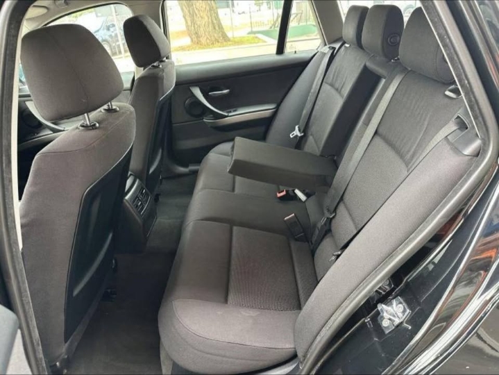 BMW E91 318d – 2006. godište