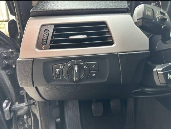 BMW E91 318d – 2006. godište