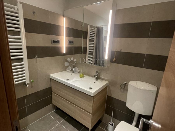 Odličan 2S+DB stan na popularnoj lokaciji