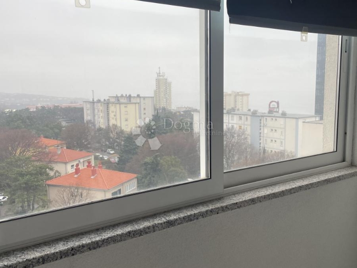 Odličan 2S+DB stan na popularnoj lokaciji