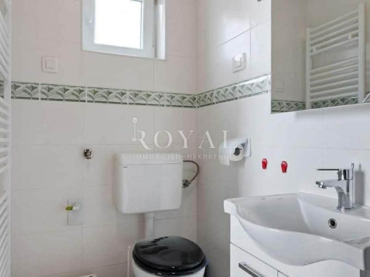 Iznajmljuje se moderan stan – 70 m2