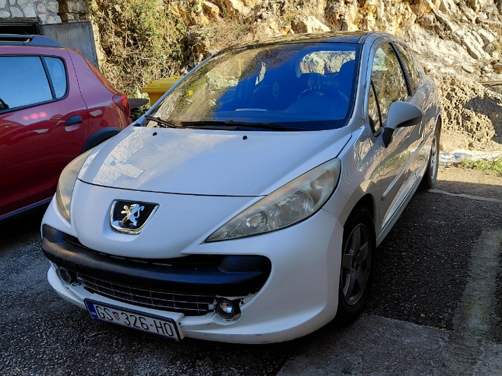 Peugeot 207