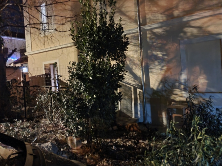 Prodajem dvosobni stan na Kozali