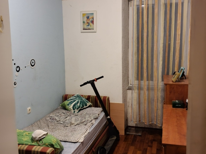 Prodajem dvosobni stan na Kozali