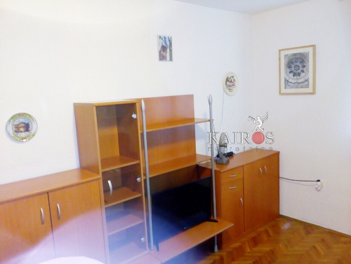 Donji Zamet, garsonijera, 3. kat