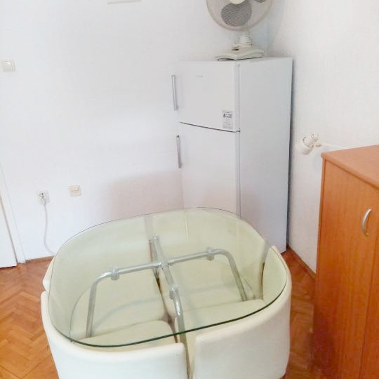 Donji Zamet, garsonijera, 3. kat