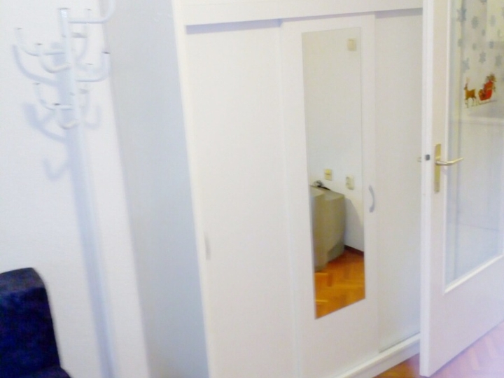 Donji Zamet, garsonijera, 3. kat