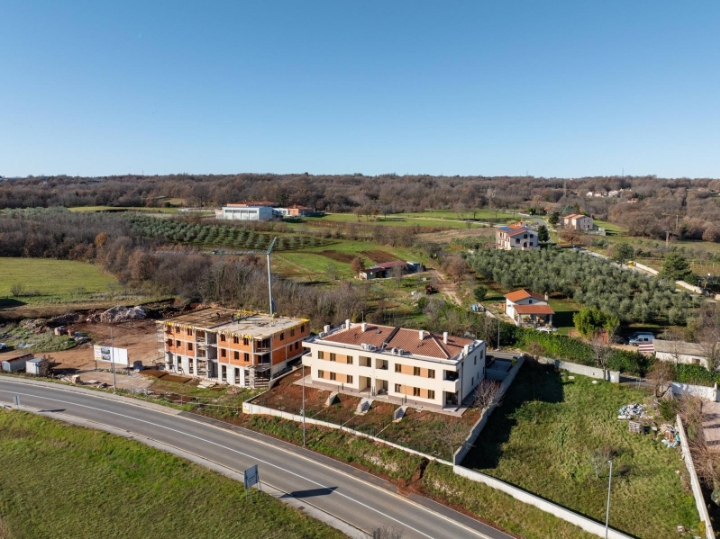 Novogradnja, prizemlje s loggiom 2S+DB (B2)