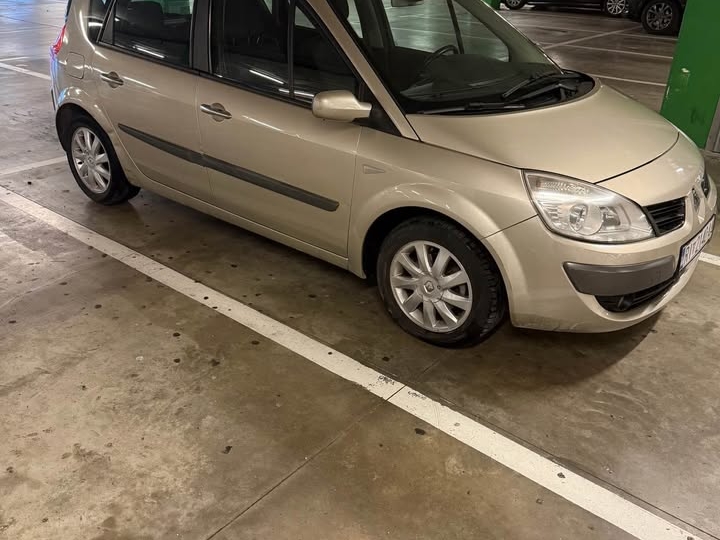 Renault Scenic 1.5 DCI