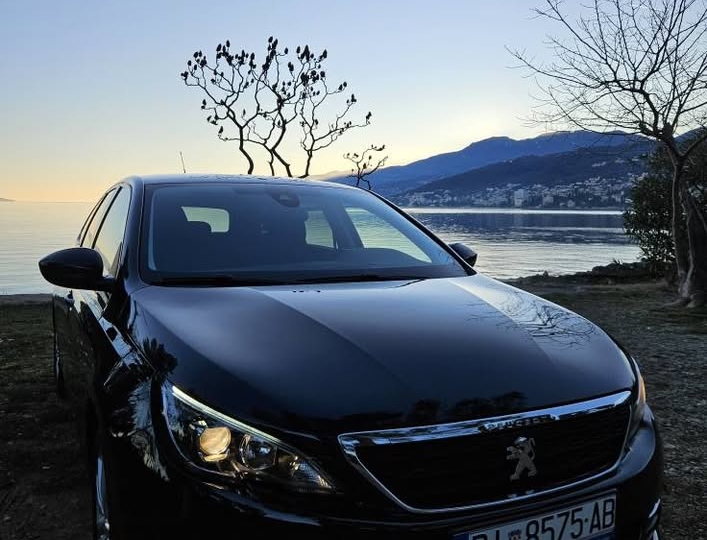 Peugeot 308 SW 1,5 BlueHDi automatik