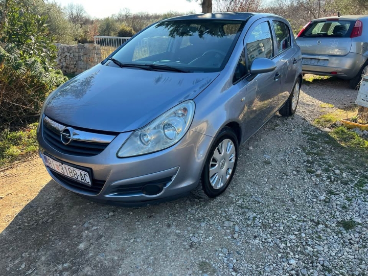 Opel Corsa 1.2 
