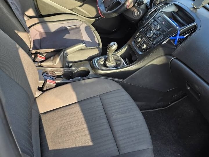 Opel Astra J 1.7 cdti