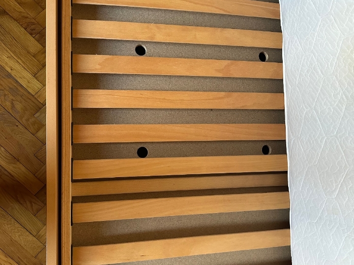 Alples krevet, dim. 90x200