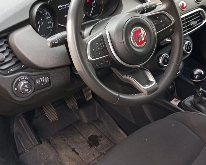 Prodajem Fiat 500x