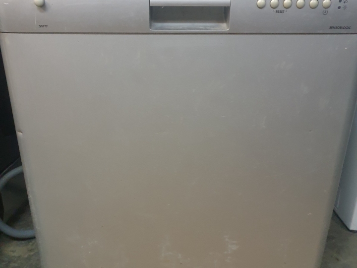 Perilica posuđa AEG