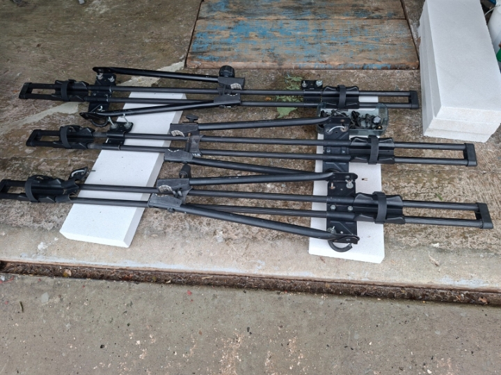 Krovni nosači za bicikle Thule