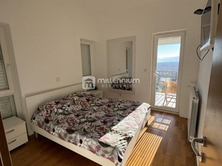 Viškovo, 65.04m2, 2S+DB, balkon i parking