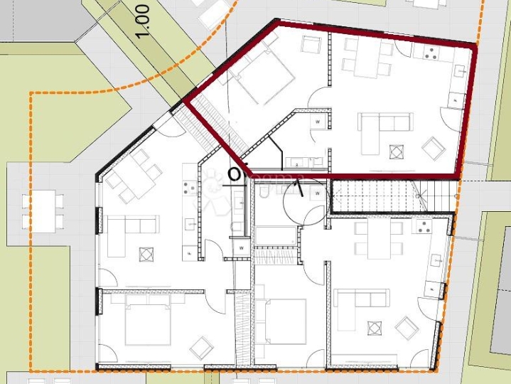 Poreč - jednosoban stan s dvorištem u prizemlju 4 km do mora