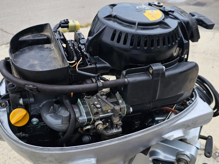 Izanbrodski motor Honda BF20