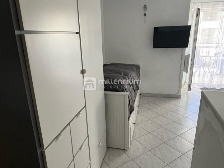 Dramalj, 33.79m2, garsonijera s lođom