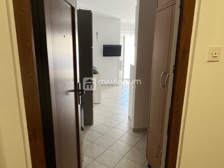 Dramalj, 33.79m2, garsonijera s lođom