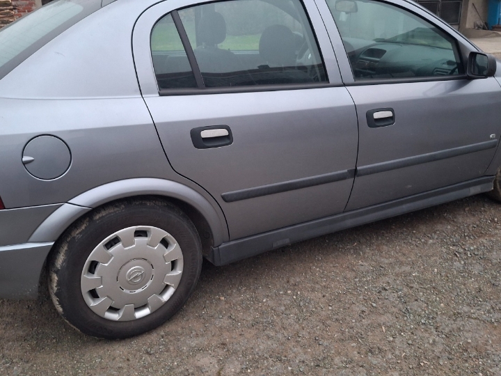 Opel Astra klasik 1.7 DTL