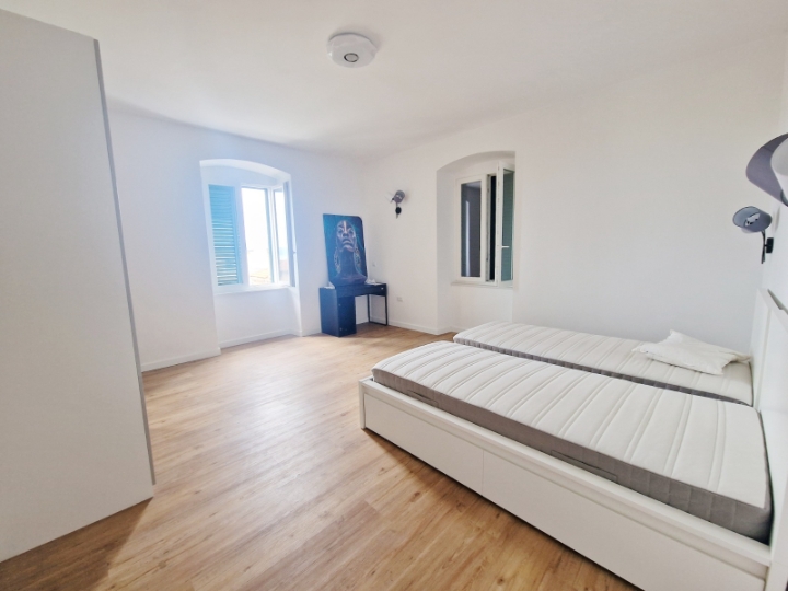 Bulevard, 2S+DB, 95 m2, novouređen